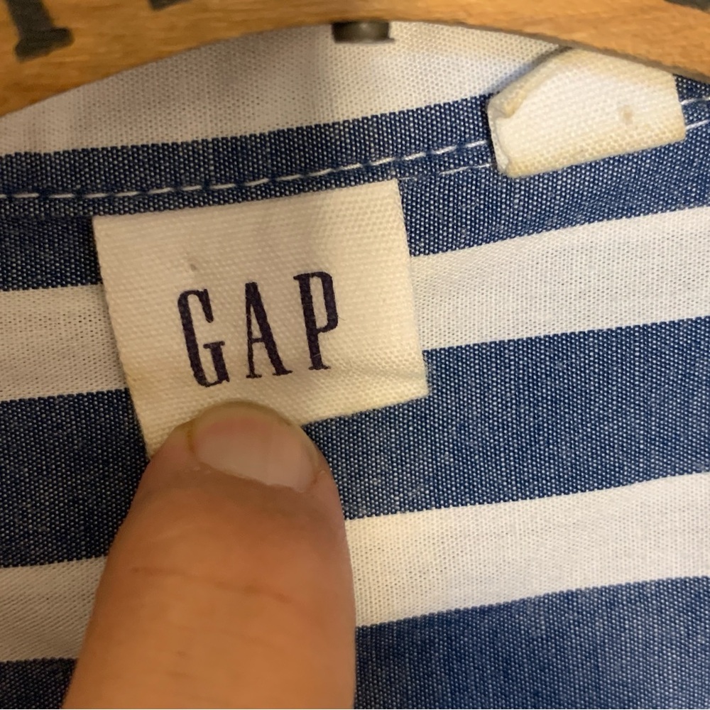 GAP Navy White Striped Button-Up Shirt 100% Cotton Long Sleeve Women’s Medium - Picture 4 of 9
